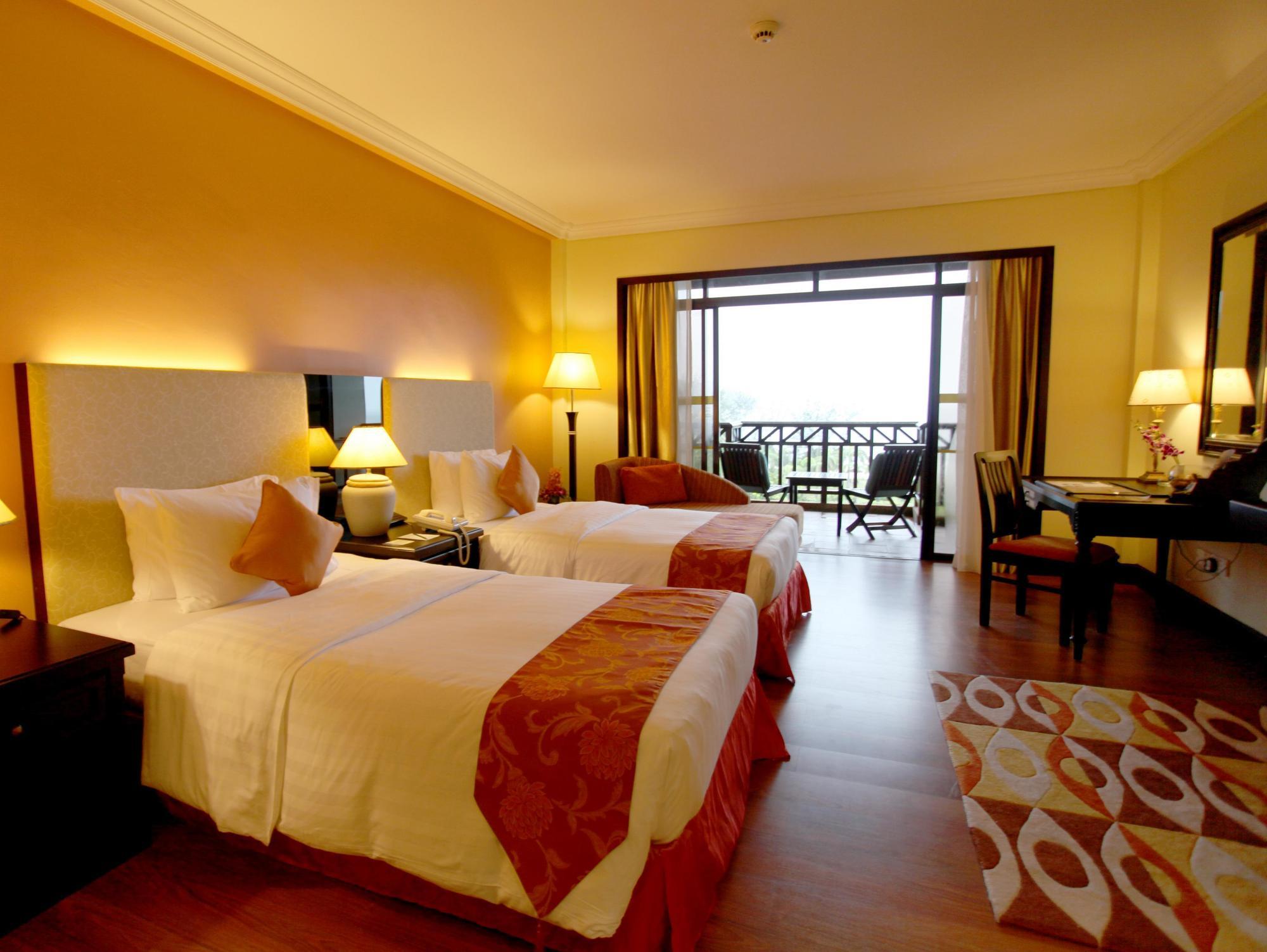 Villa At Nexus Resort & Spa Karambunai Kampong Bikasan Екстер'єр фото