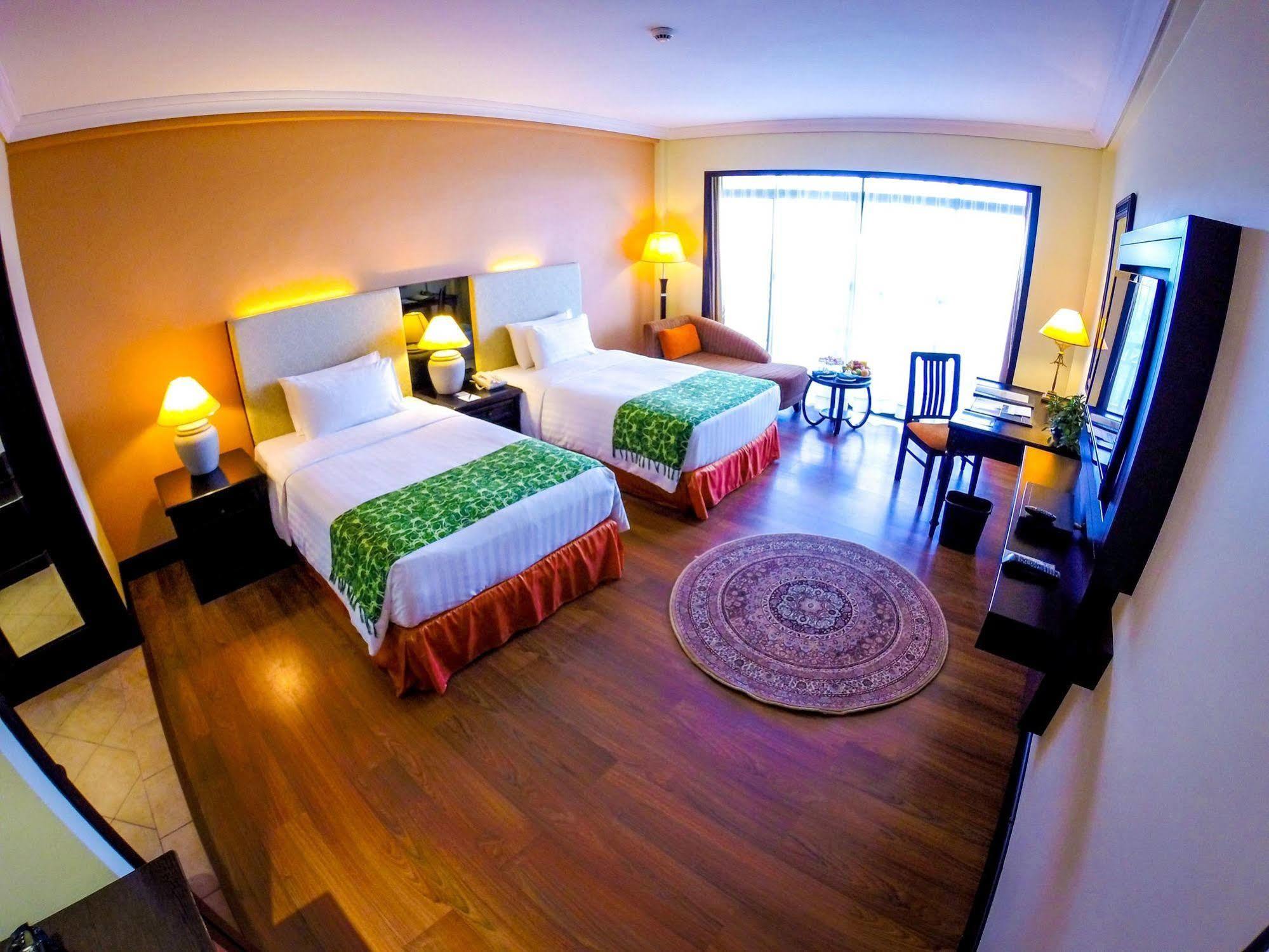 Villa At Nexus Resort & Spa Karambunai Kampong Bikasan Екстер'єр фото
