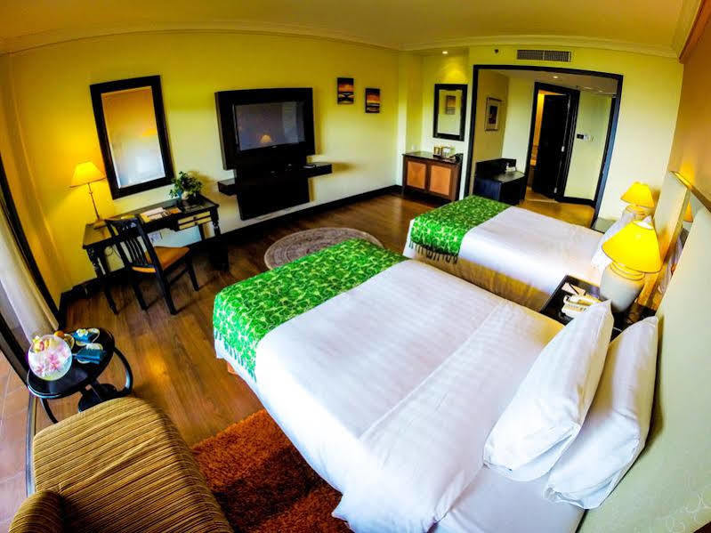 Villa At Nexus Resort & Spa Karambunai Kampong Bikasan Екстер'єр фото