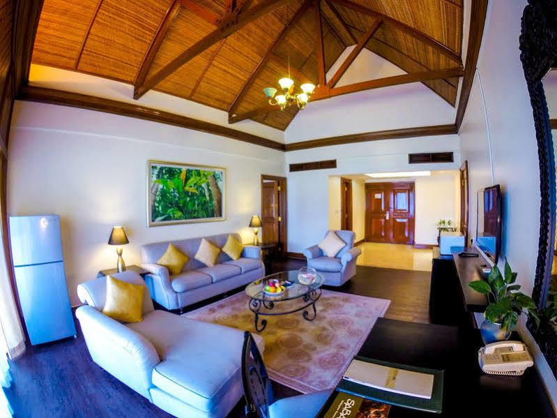 Villa At Nexus Resort & Spa Karambunai Kampong Bikasan Екстер'єр фото