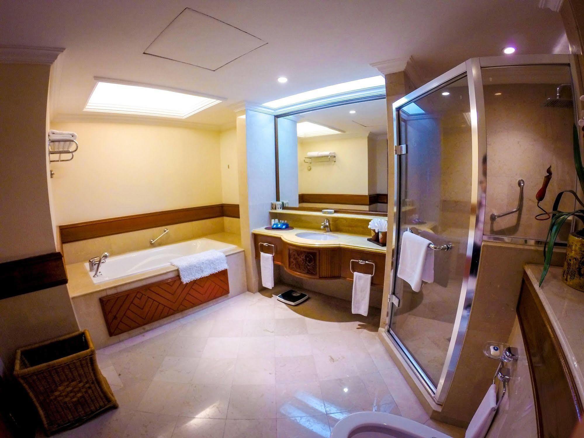 Villa At Nexus Resort & Spa Karambunai Kampong Bikasan Екстер'єр фото